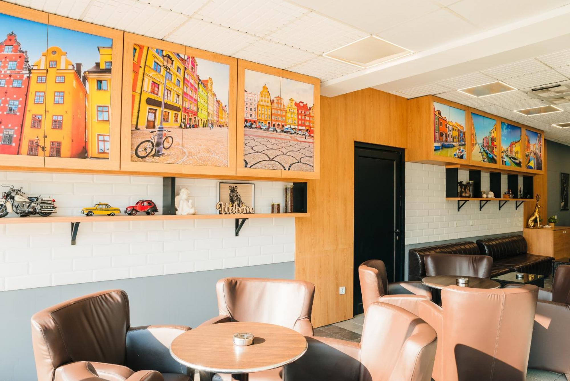 Hotel Ihtiman Εξωτερικό φωτογραφία