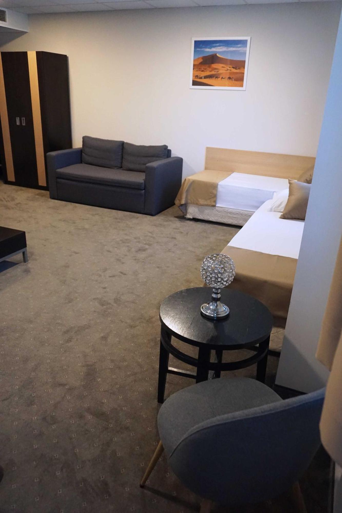 Hotel Ihtiman Εξωτερικό φωτογραφία
