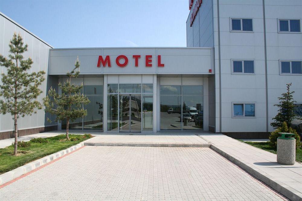 Hotel Ihtiman Εξωτερικό φωτογραφία